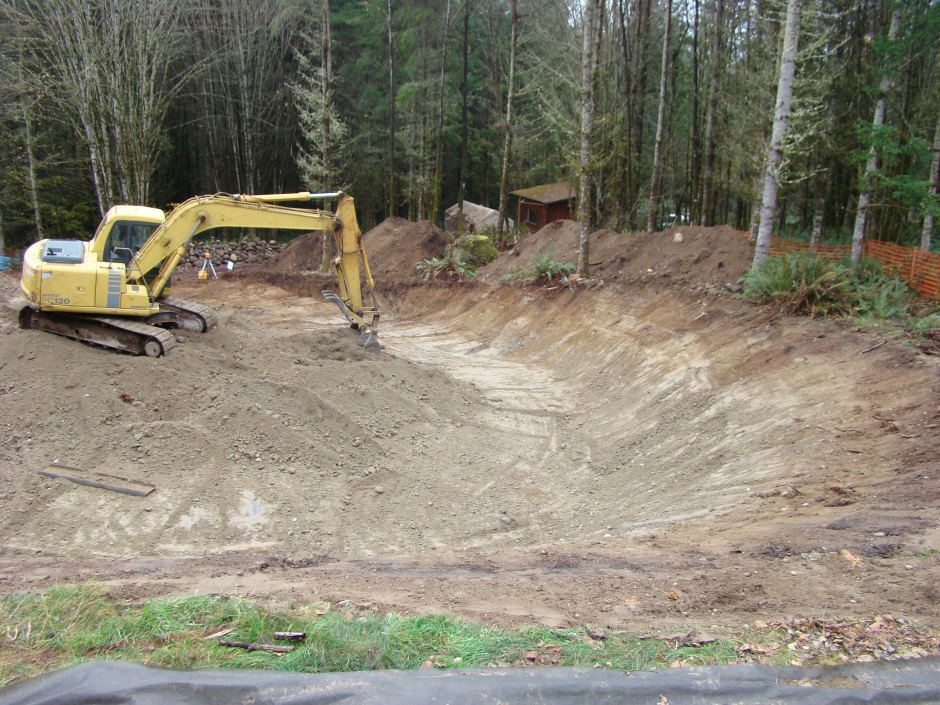 Excavator Toku digging