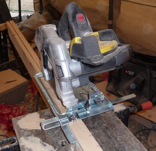 Circular saw roof plank edge cut