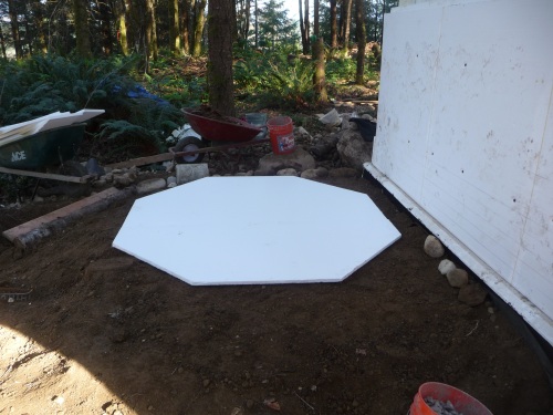 EPS base for water tank