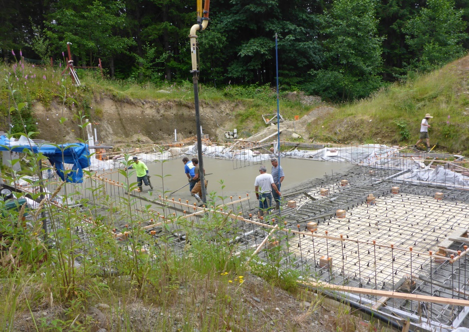 Pumping Concrete Onto Slab Middle