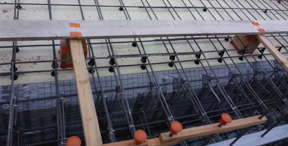 Upper Slab Rebar Chairs At Edges