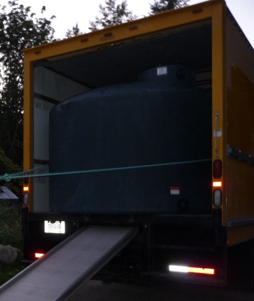 Water tank in truck